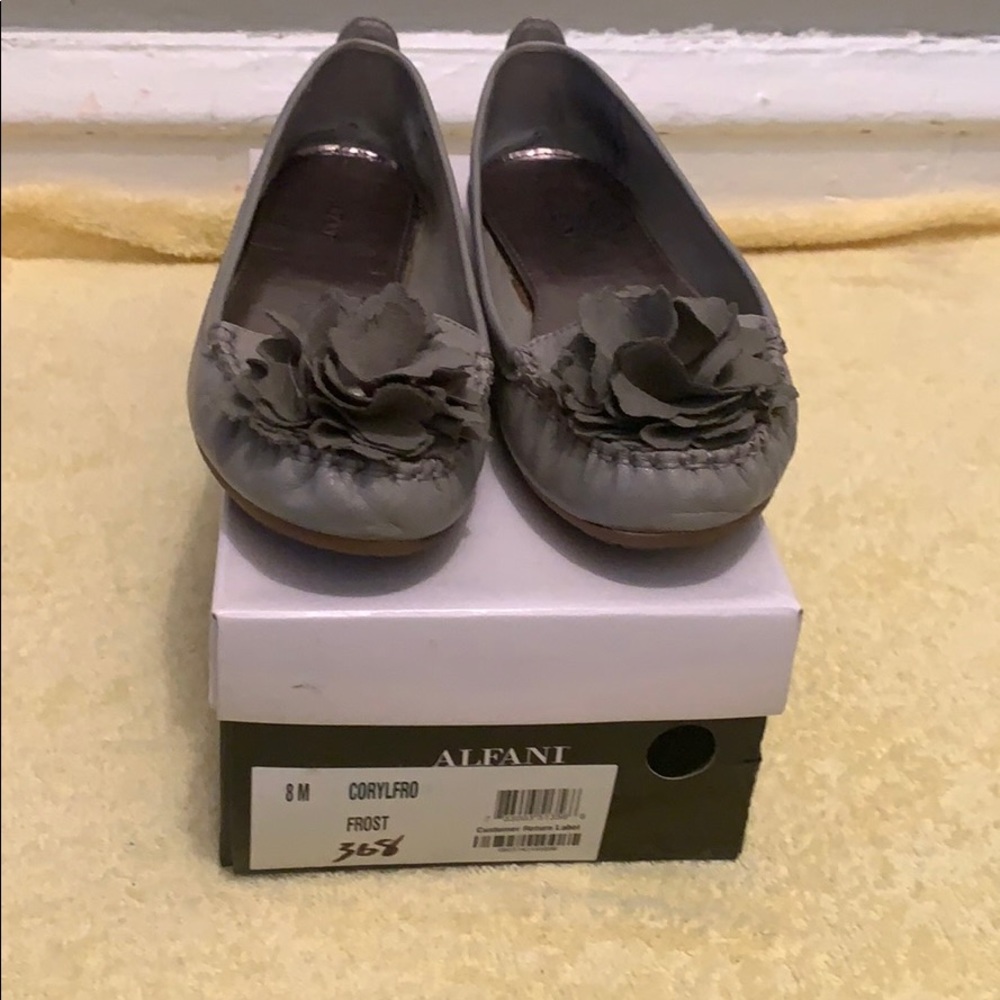 Women shoes